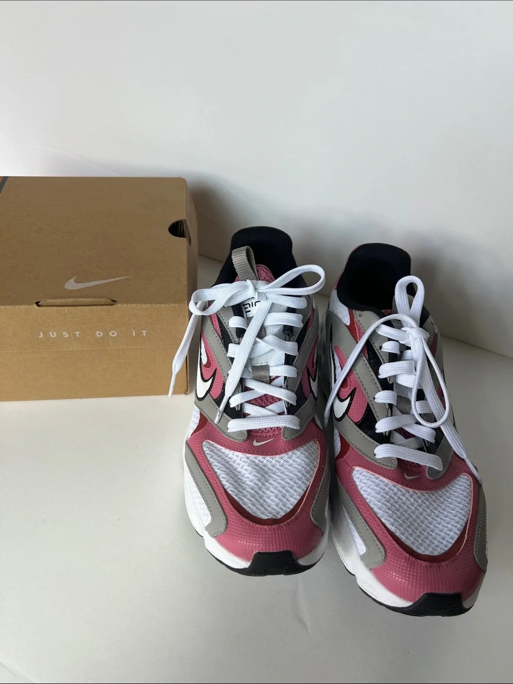 Nike Zoom Air Pink, White & Gray Running Sneakers